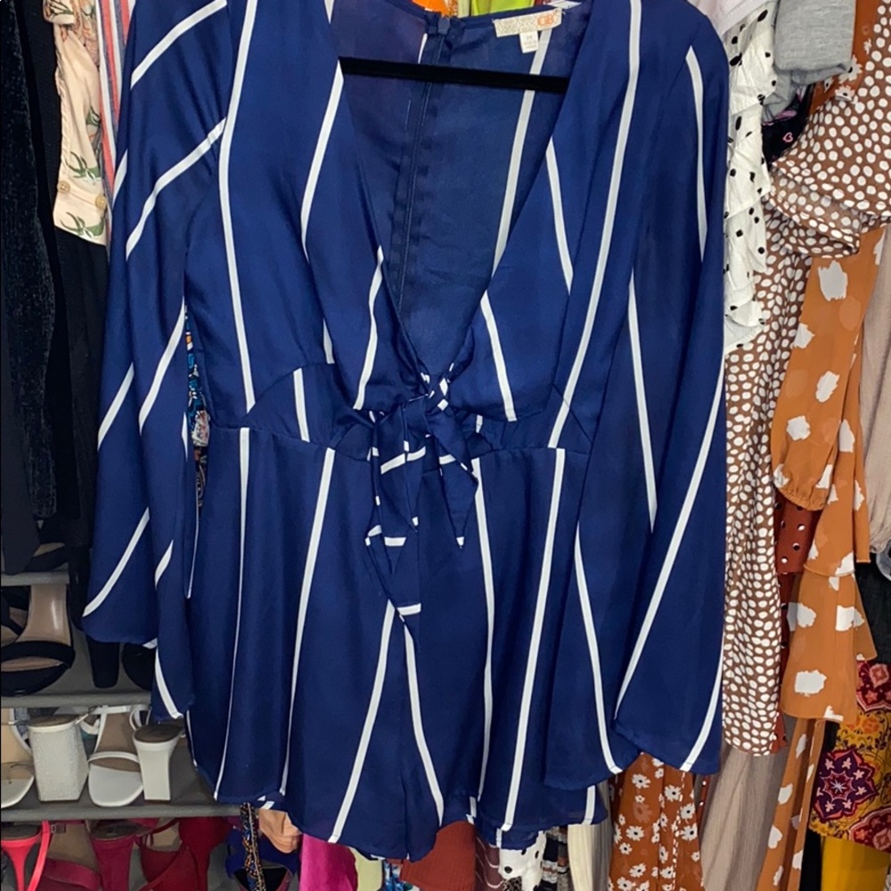 Double tie long sleeve romper
